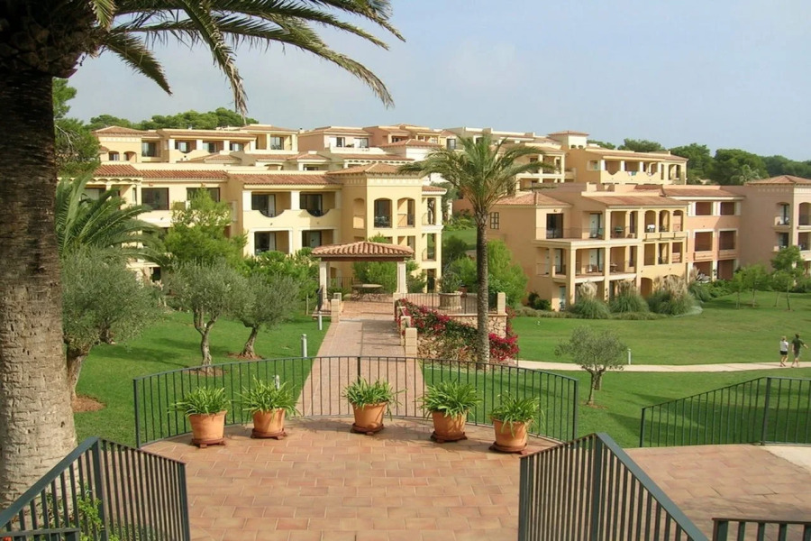 Robinson Cala Serena