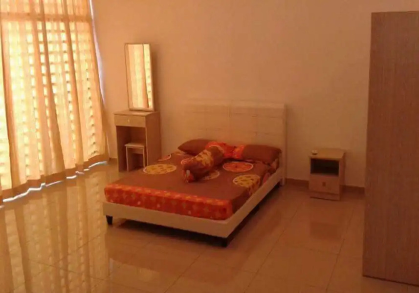 Elessandra 3 Storey 5 Rooms