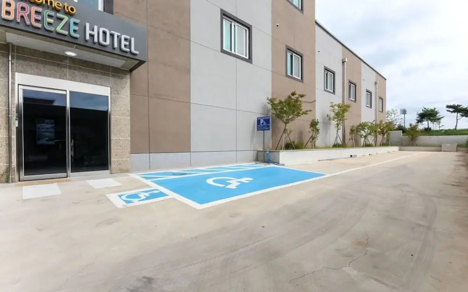 Naju Breeze Self Check-in Motel