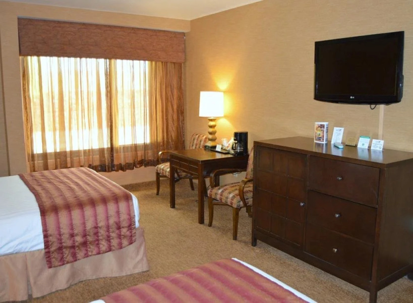 Apache Gold Resort Hotel
