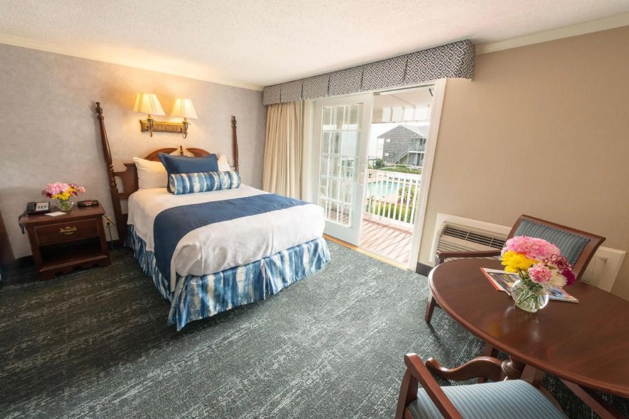 Riviera Beach Resort