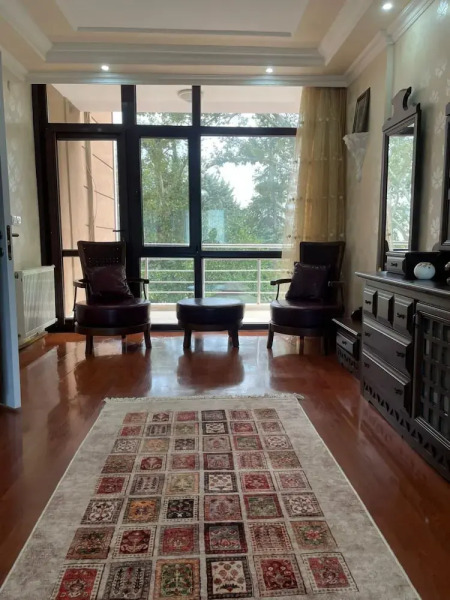 Serene Luxury Villa With Private Pool in Yalova