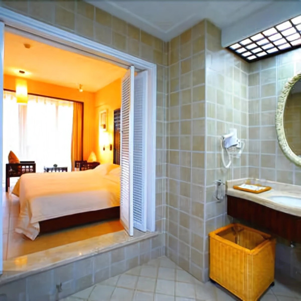 Yangpuwan Seaview Garden Hotel