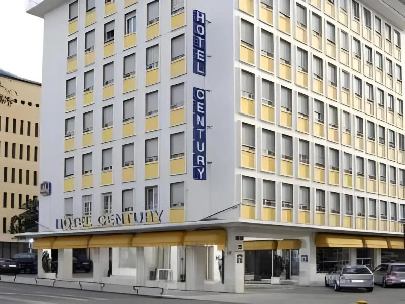 Hotel Century