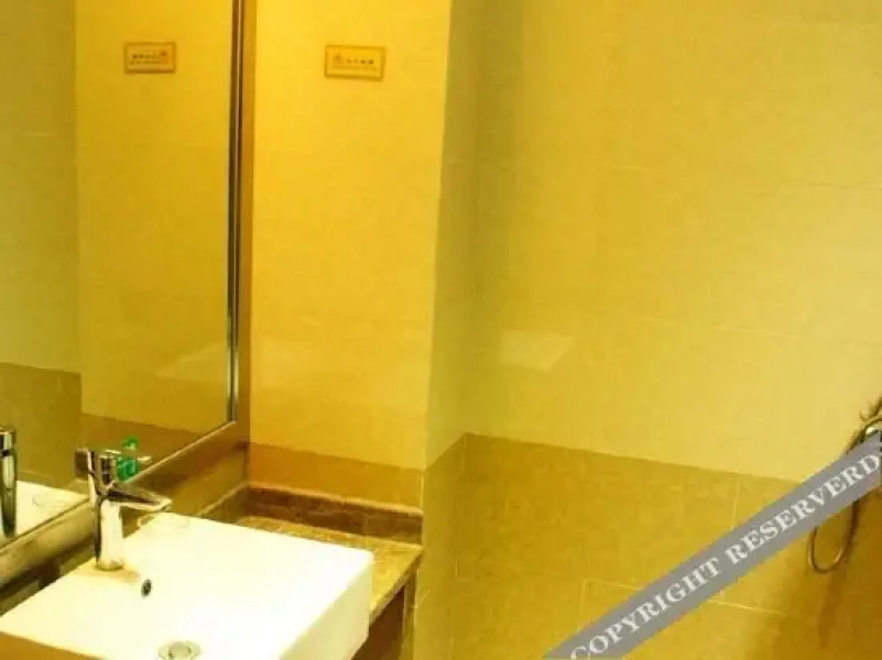 Xiantanshan Hot Spring Town