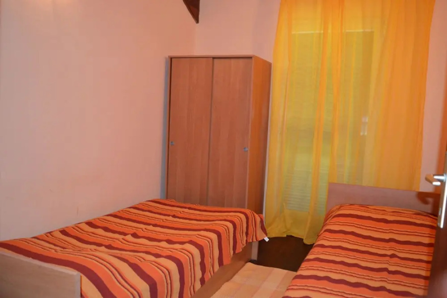 Holiday house Neno 521