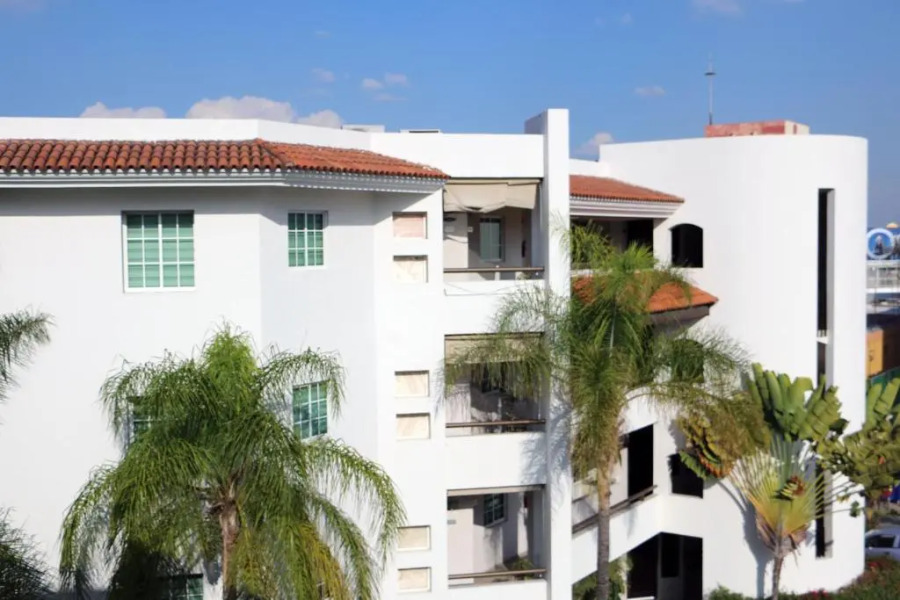 Aurea Hotel and Suites