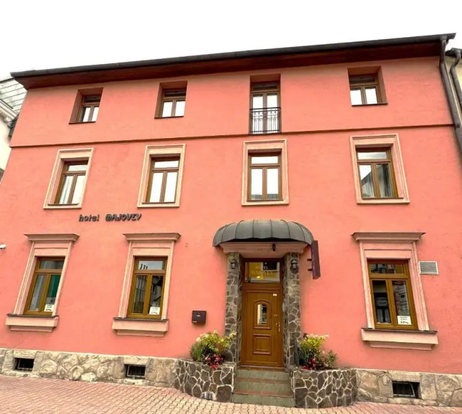 Hotel Majovey