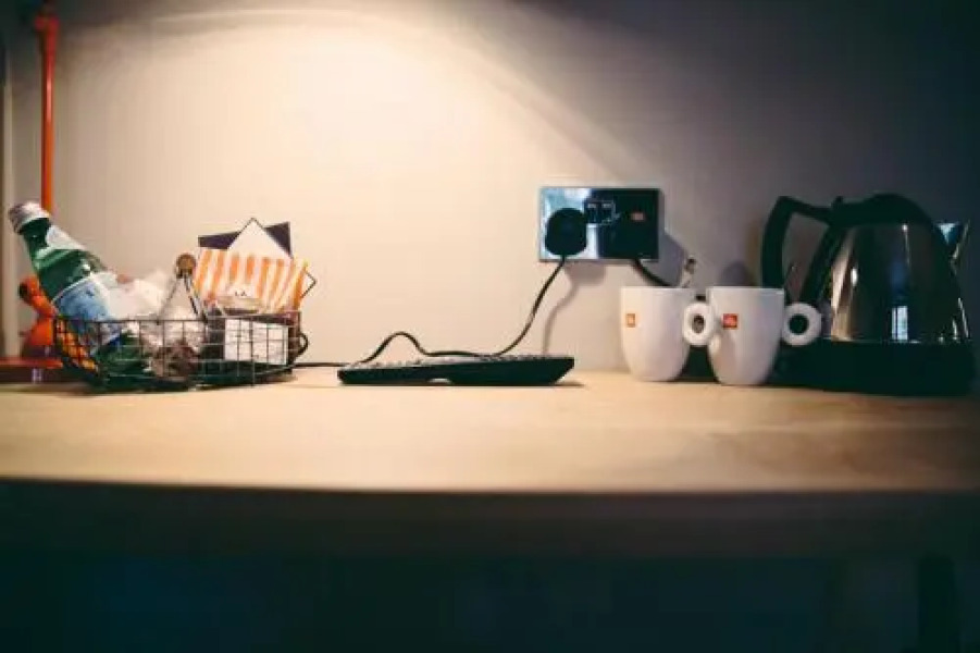 The Curious Pig in the Parlour