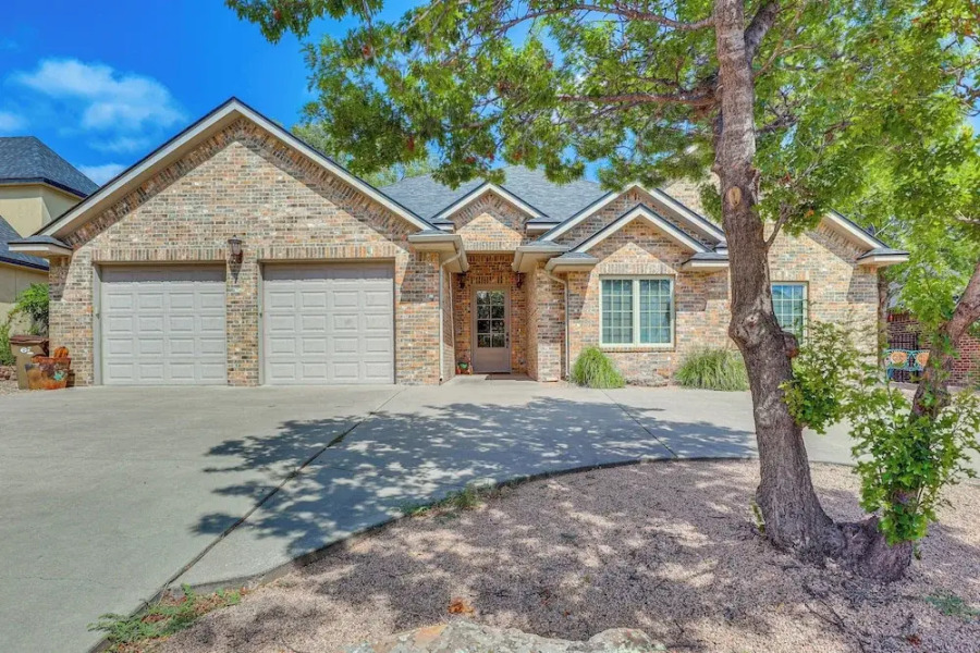 Private Hot Tub & Patio: Golf Retreat in Canyon!