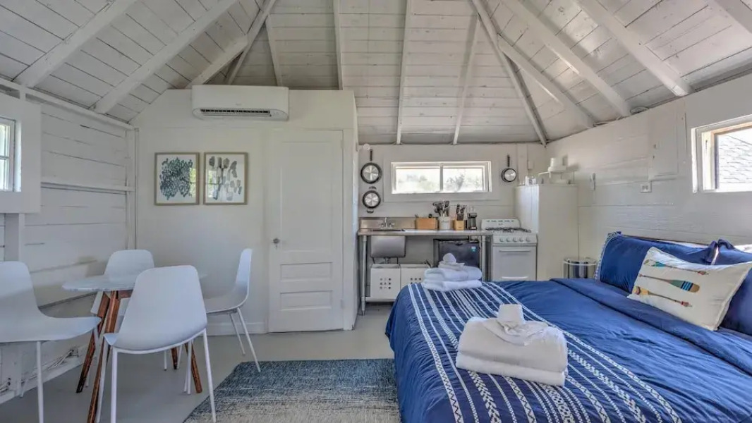 Bungalow 3 - 1br, Waterfront