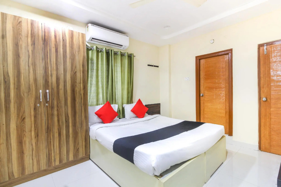 OYO Flagship 69508 AYAANSH RESIDENCY