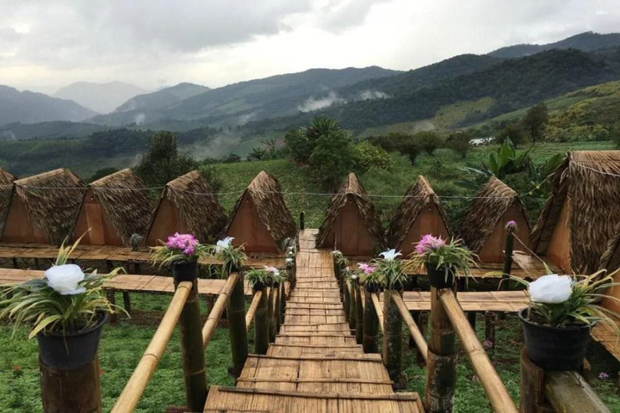 Baansookjai at Buatong