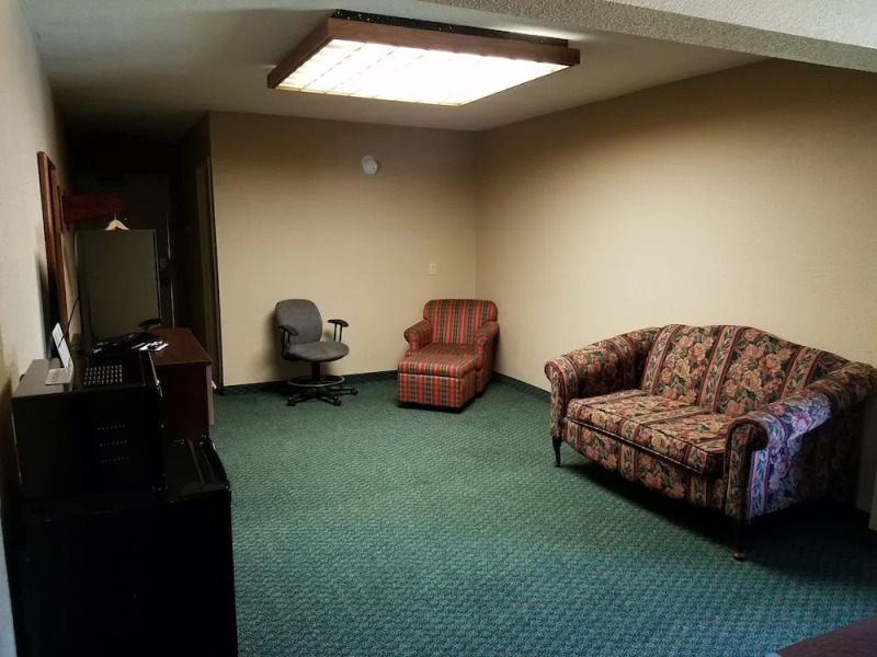 Travelodge Bentonville