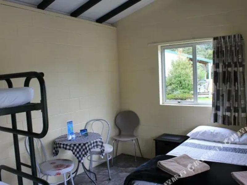 Kauri Coast TOP 10 Holiday Park