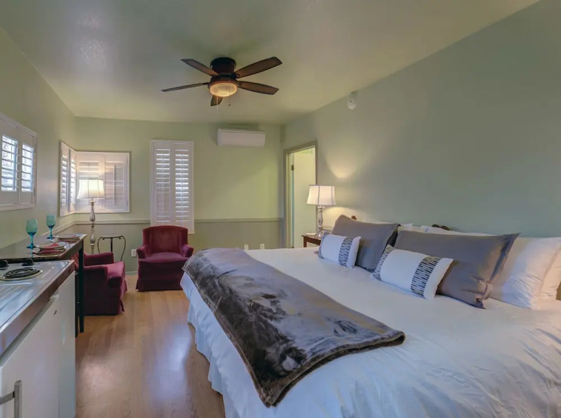 Carlisle Garden Suites