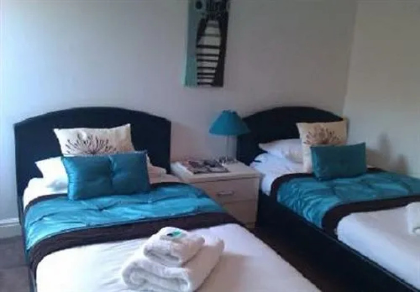 Riverside Bar & Restaurant