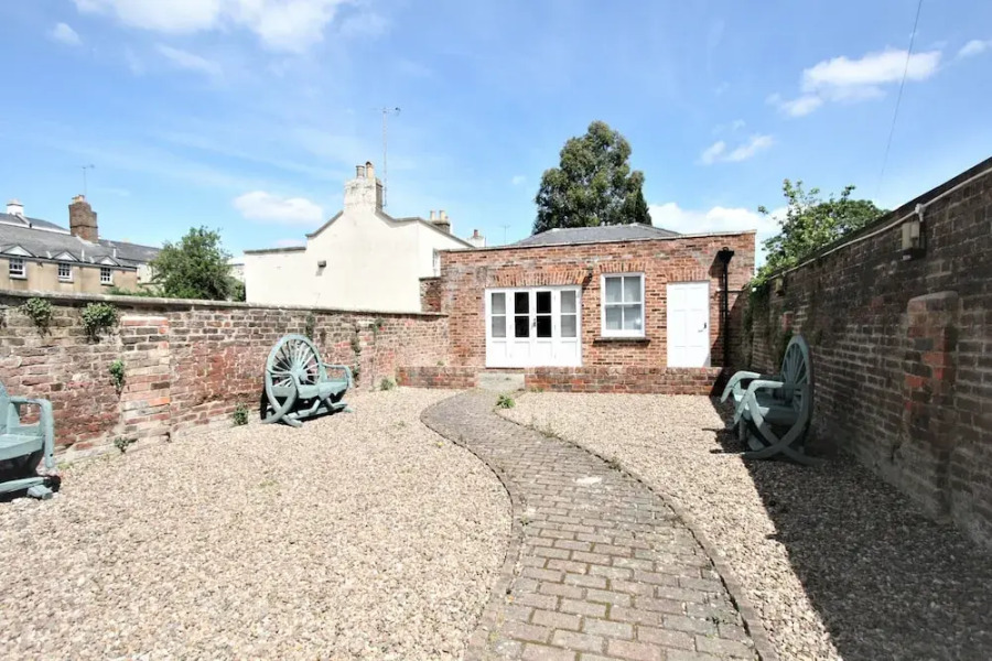 Central Serviced Apartments