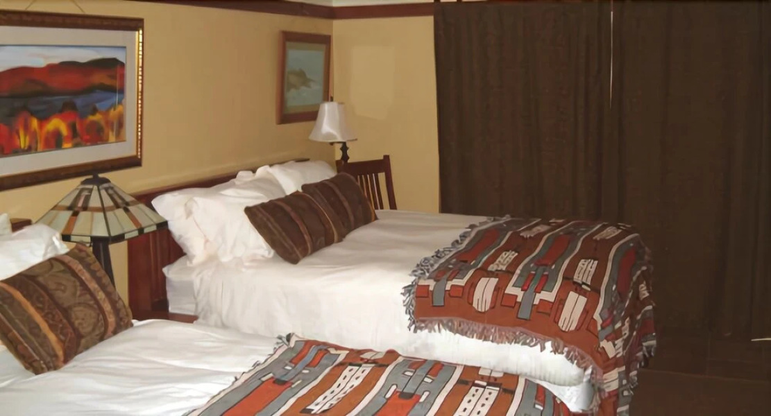 Inn of the Beachcomber