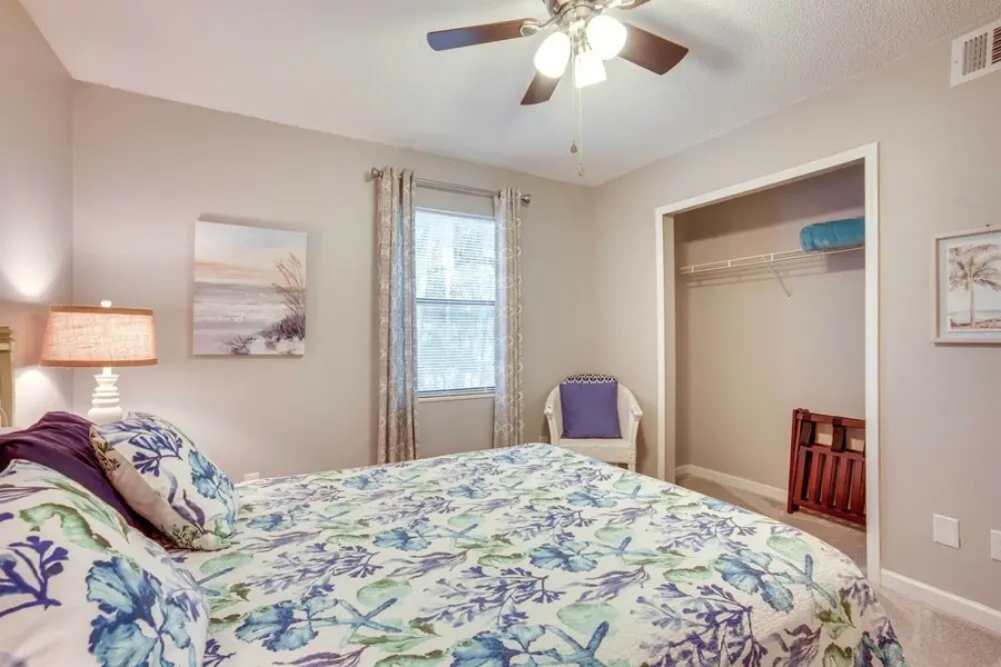 Beaufort Townhome w/ Patio, 3 Mi to Downtown!