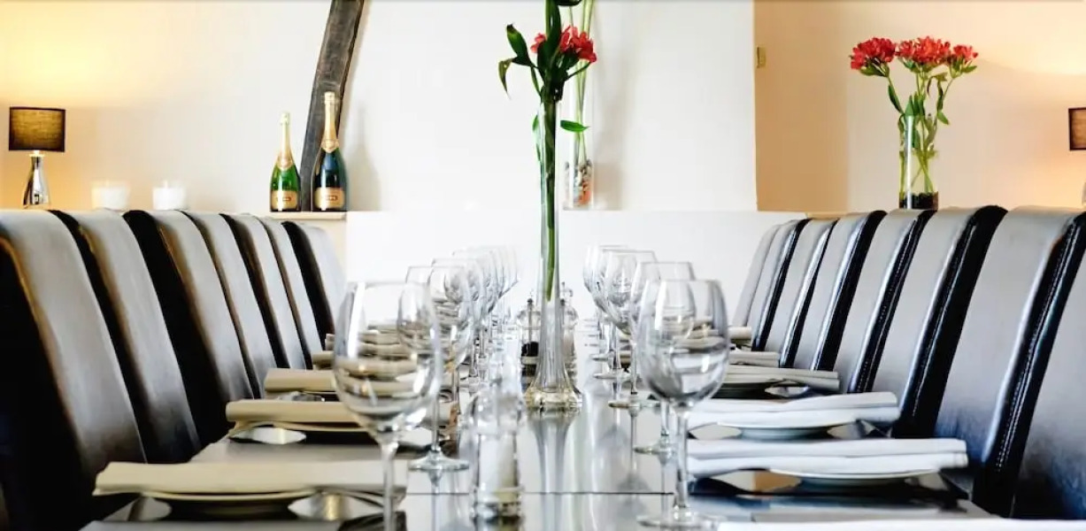 The Case Restaurant With Rooms