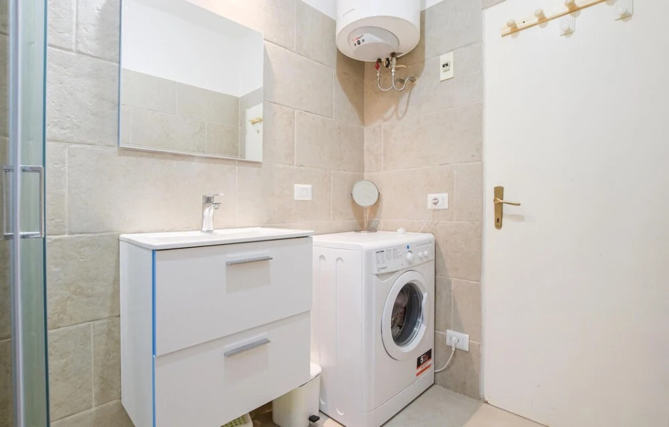 Beautiful Home in Ansedonia With Wifi and 4 Bedrooms