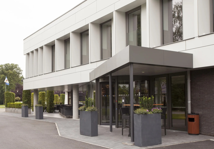 Van Der Valk Hotel Dennenhof