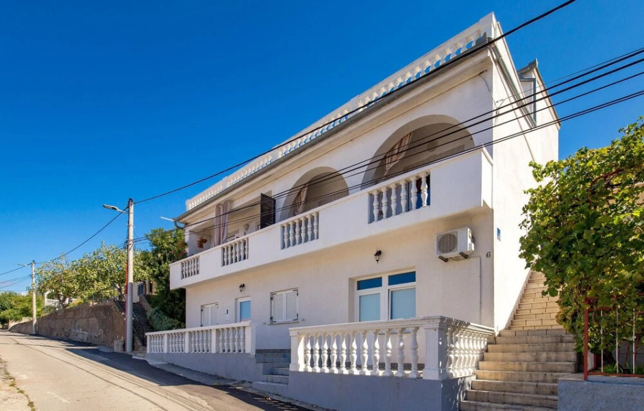 Amazing Home in Sveti Juraj With Wifi and 2 Bedrooms