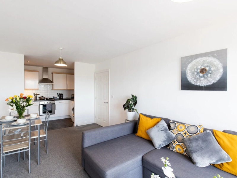 2 Bedroom Apartment Edinburgh Gate Harlow