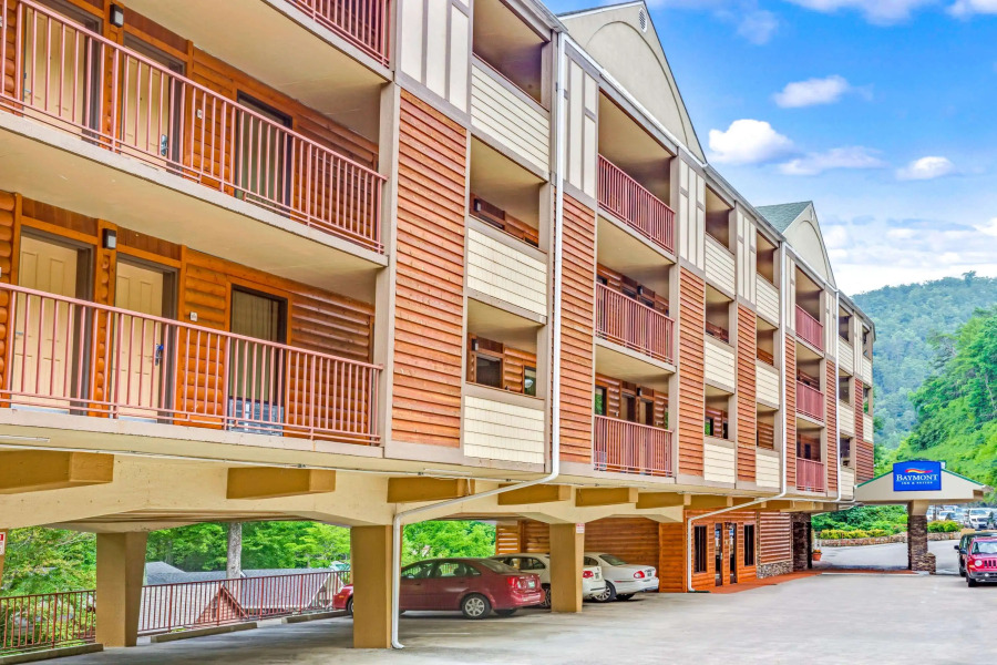 Baymont by Wyndham Gatlinburg On The River