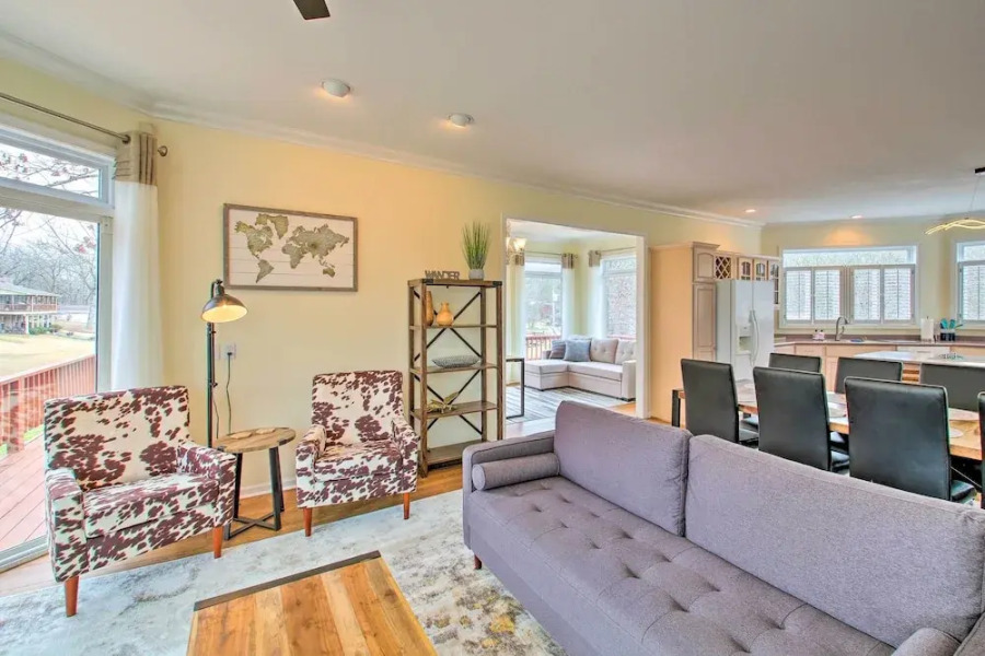 Lakefront Hot Springs Home w/ Deck & Boat Dock