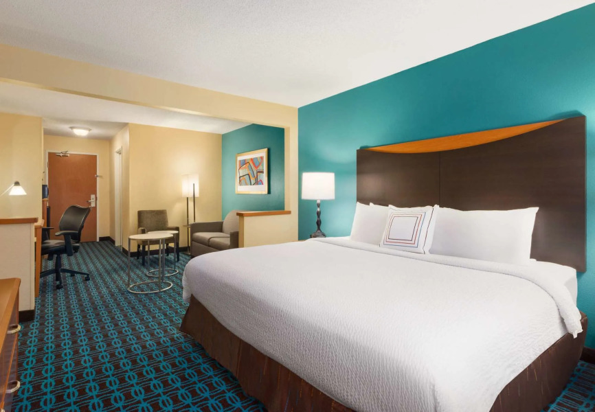 AmeriVu Inn & Suites - Grand Forks