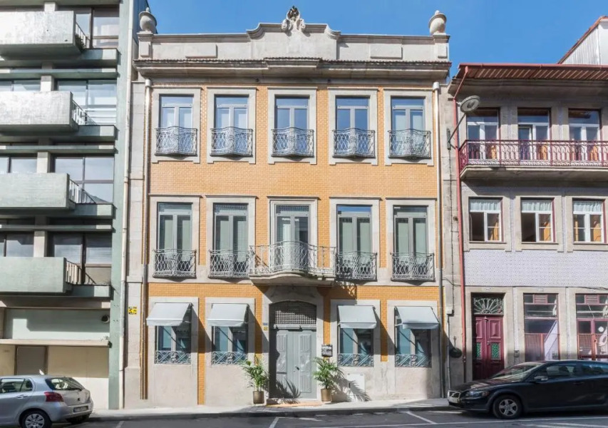 Отель UMA Santa Catarina - Pool & Fitness 