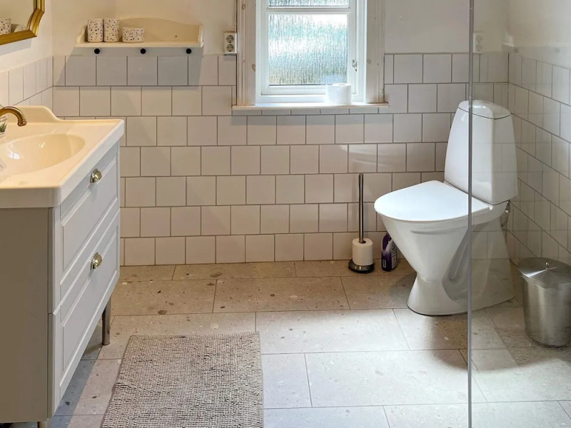 Secluded Greenery Retreat-by Traum