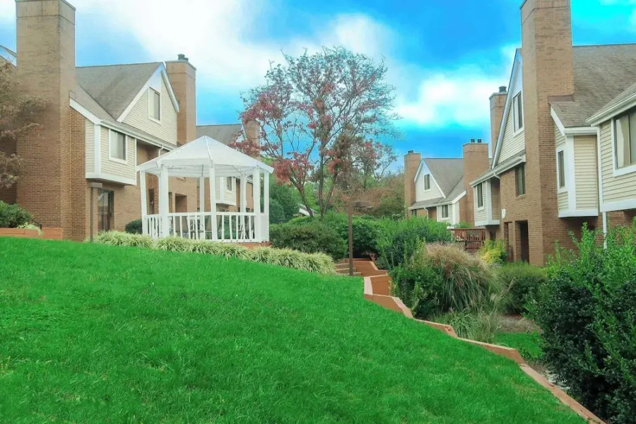 Tysons Corner Suites, A Baymont by Wyndham