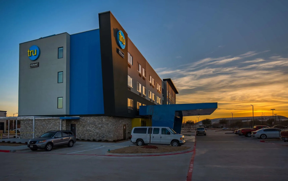 Tru by Hilton Garland Richardson