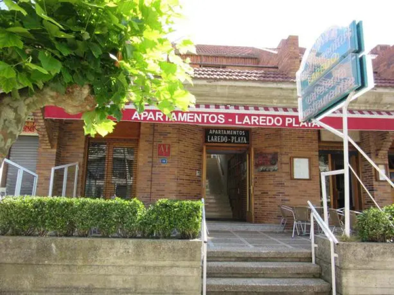 Apartamentos Turísticos Laredo Playa