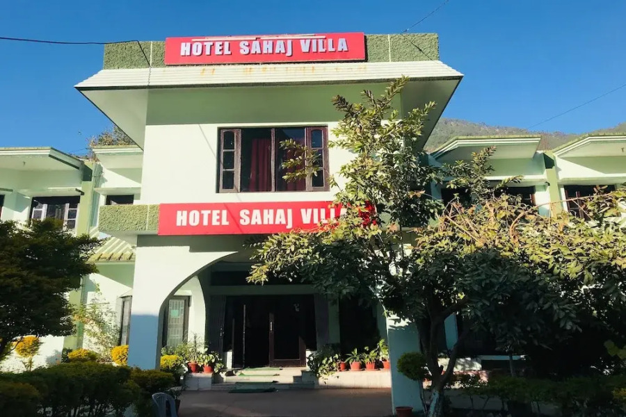OYO 24537 Hotel Sahaj Villa