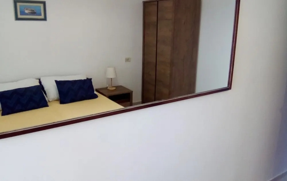 Griv - Close to the sea - A2