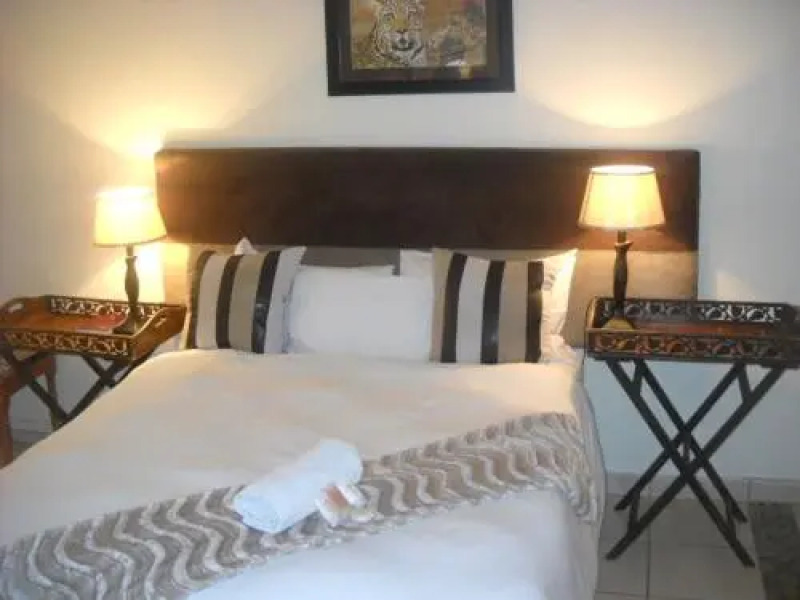 The Beverly Hills Guest Lodge