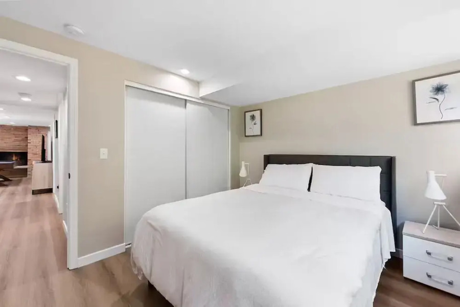 Stylish & Spacious Retreat in Downtown Bellevue