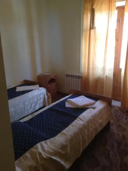 Domik U Dedushki Guest House