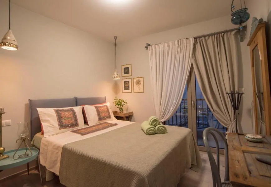 Eftopia Beachfront 2-bedrooms apartment