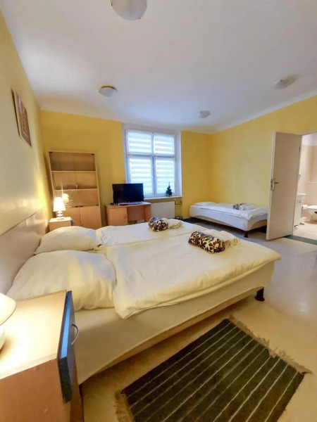 Willa Pod Starymi Lipami