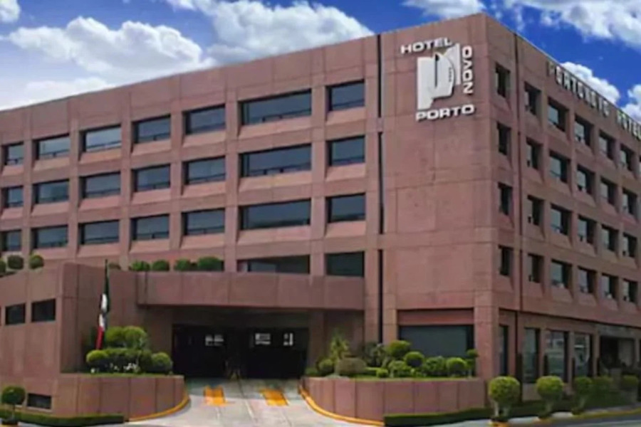 Portonovo Hotel & Suites