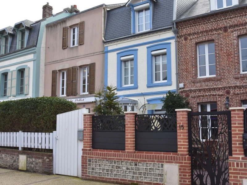 Secluded Holiday Home in Surville With Garden & Centre Nearby