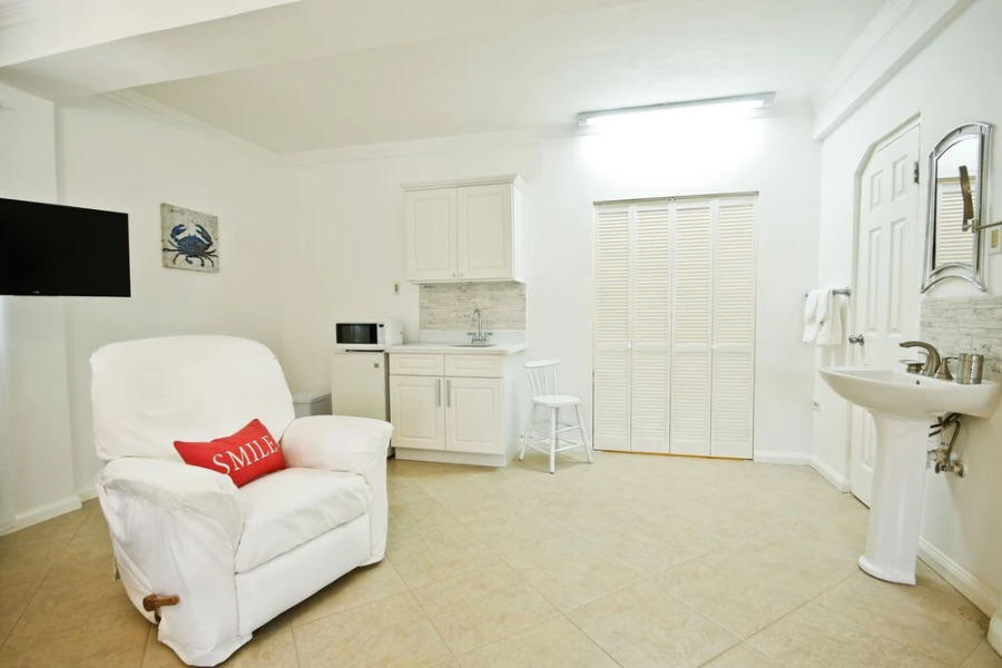 Cattleya's Blue Suite