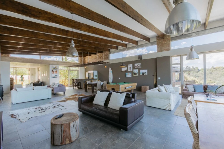 Surfari Accommodation and Venue