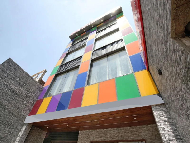 OYO 13678 Hotel Celebrations