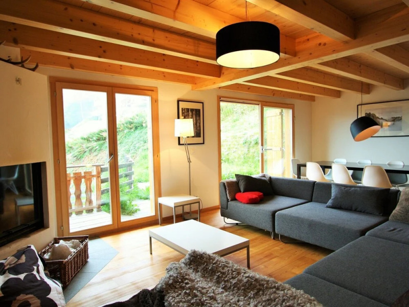 Quaint Chalet in Les Collons with Hot Tub